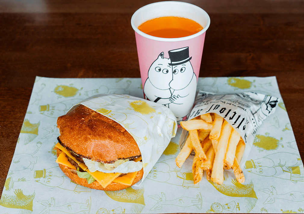 Double cheeseburger meal