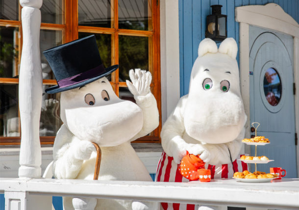 Moominpappa and Moominmamma
